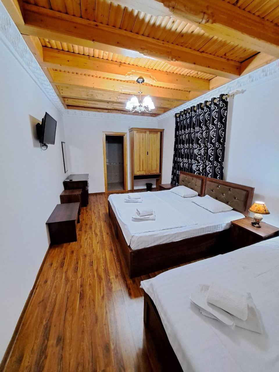 Hotel Golden Minaret With Restaurant Bukhara Esterno foto